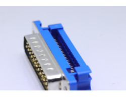 connecteur db 25 mâle à sertir