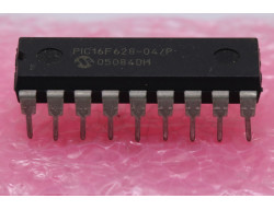 PIC16F628-04/P microcontrolleur 8 bits microchip