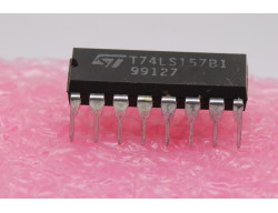 T74LS157B1 quadruple multiplexeur 2 entrées