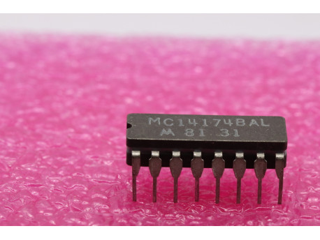 MC14174BAL sextuple bascule D - MC14XX - 1,50 €