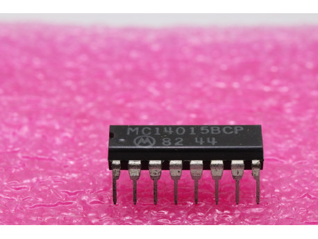 MC14015BCP double registre à décalage 4 bits - MC14XX - 1,00 €