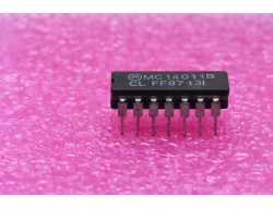 MC14011BCL quadruple porte NAND 2 entrées - MC14 PORTES LOGIQUES - 1,50 €
