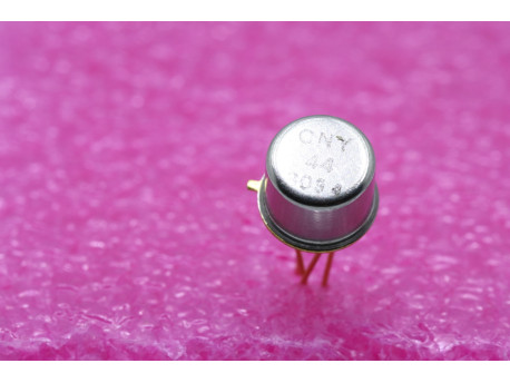 CNY44 photocoupleur compatible ttl - OPTO-COUPLEUR - 2,00 €
