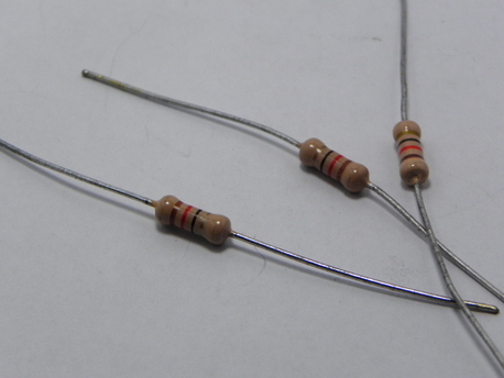 12 ohm 1/2 watt 5 %