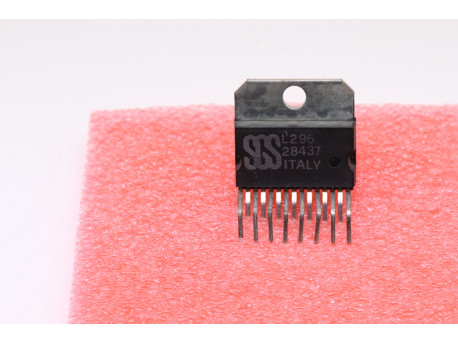 L296 régulateur à découpage sortie 5.1-40volts 4A