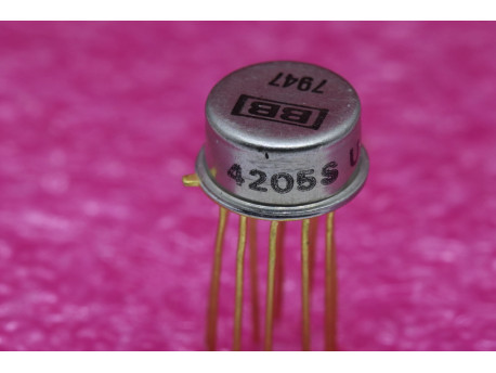 4205S multiplicateur diviseur analogique