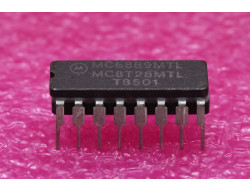 MC6889MTL quadruple émetteur-récepteur de bus à 3 états