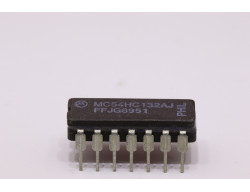 MC54HC132AJ quadruple NAND 2 entrées trigger de Schmitt