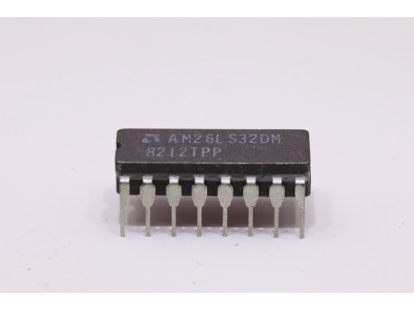 AM26LS32DM quadruple récepteur lignes différentielles compatible RS-422 et RS-423