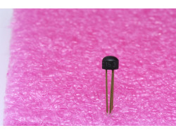 BC153 transistor pnp préamplificateur audio bas bruit