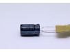 condensateur électrolytique 100uF 25volts radial