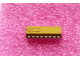 4116-001-221 réseau de 8 résistances isolées 220 ohm - 1,50 €