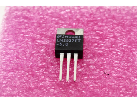 LM2937ET-5 régulateur 5 volts 500mA - 1,00 €