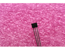 2SA1048 transistor pnp pour amplification audio - 0,50 €