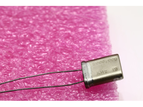 quartz 5 Mhz - 0,75 €