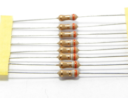 résistance 3.9 ohm 1/2 watt 5 %