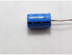 condensateur électrolytique 33 micro farad 63 volts
