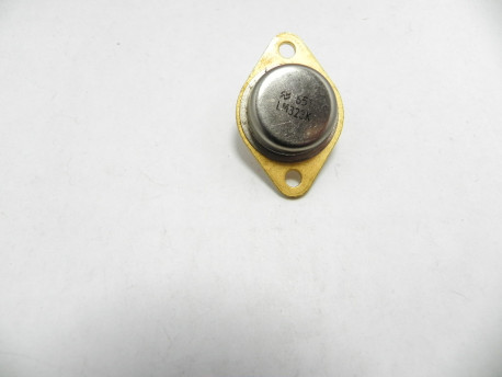régulateur de tension +5 volts 3 ampères LM323K