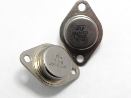 régulateur de tension -5 volts 1.5 ampères boitier to-3