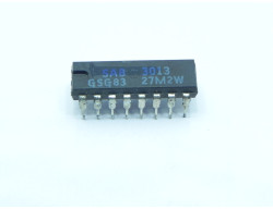 circuit 6 mémoires analogiques controlées par un mcu SAB3013