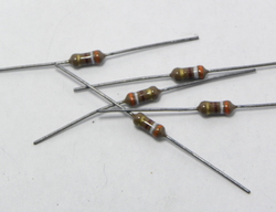 390 ohm 1/2 watt 5 %