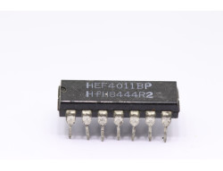 quadruple portes 2 entrées NAND HEF4011BP