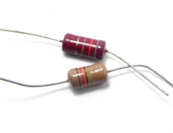 820 ohm 2 watt 5 %