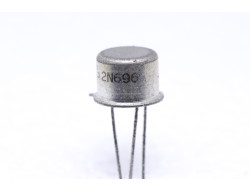 transistor npn 2N696