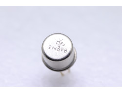 transistor npn 2N698