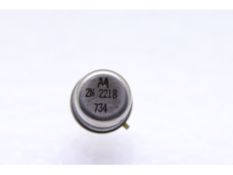 transistor npn 2N2218