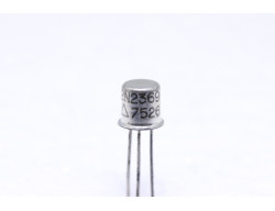 transistor npn 2N2369
