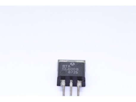 triac BTA12.600B