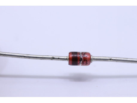 diode zener 3.3 volts