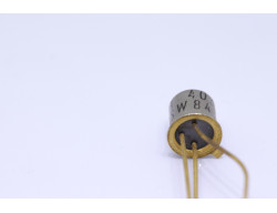 transistor npn BSW84