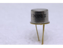 transistor npn 2N3053